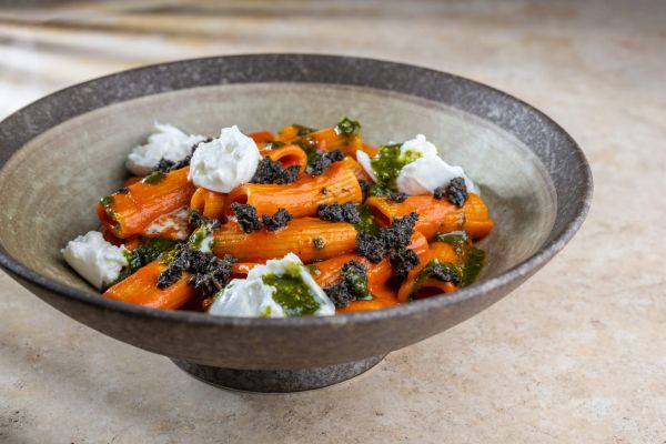 Pistacchio & Pomodoro rigatoni